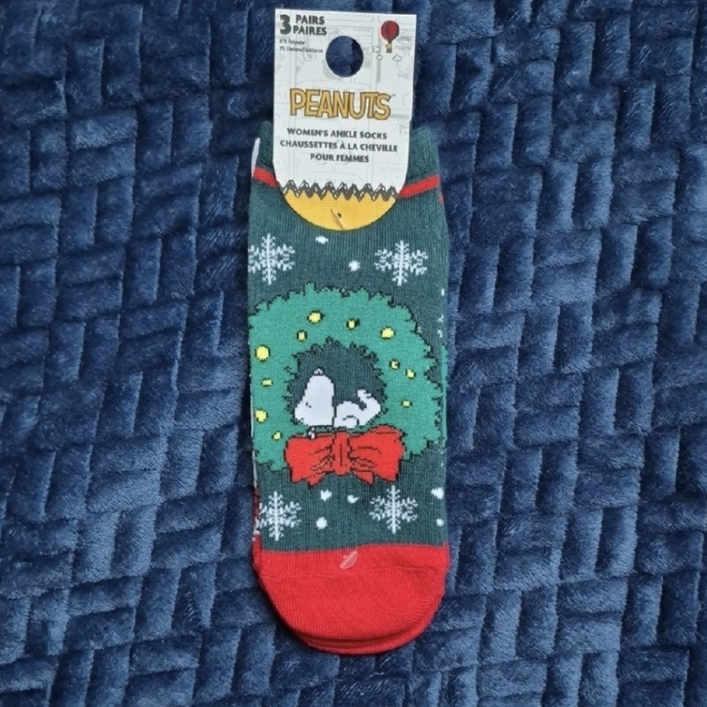 Peanuts Festive 3 Pack Of Ankle Socks For Women, New With Tags!